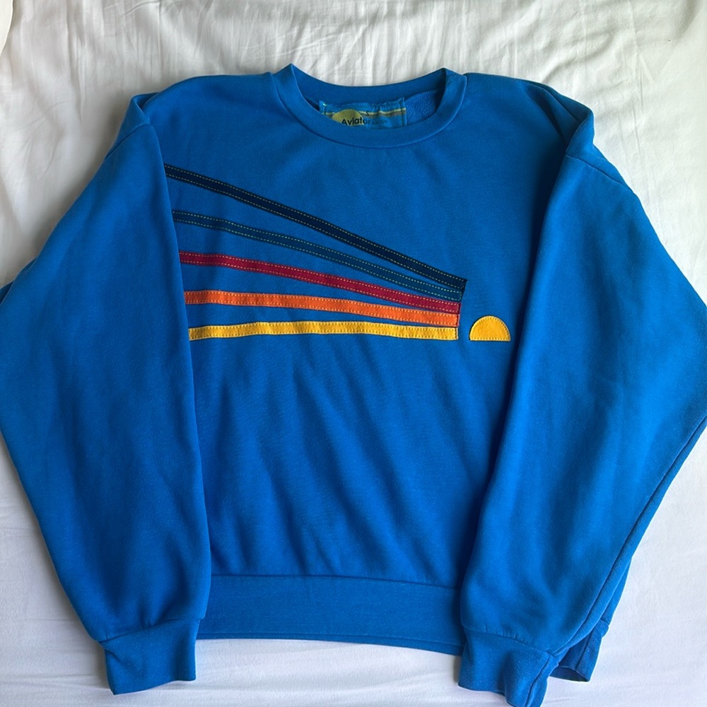 AVIATOR NATION DAYDREAM CREW NECK 💙❤️💛